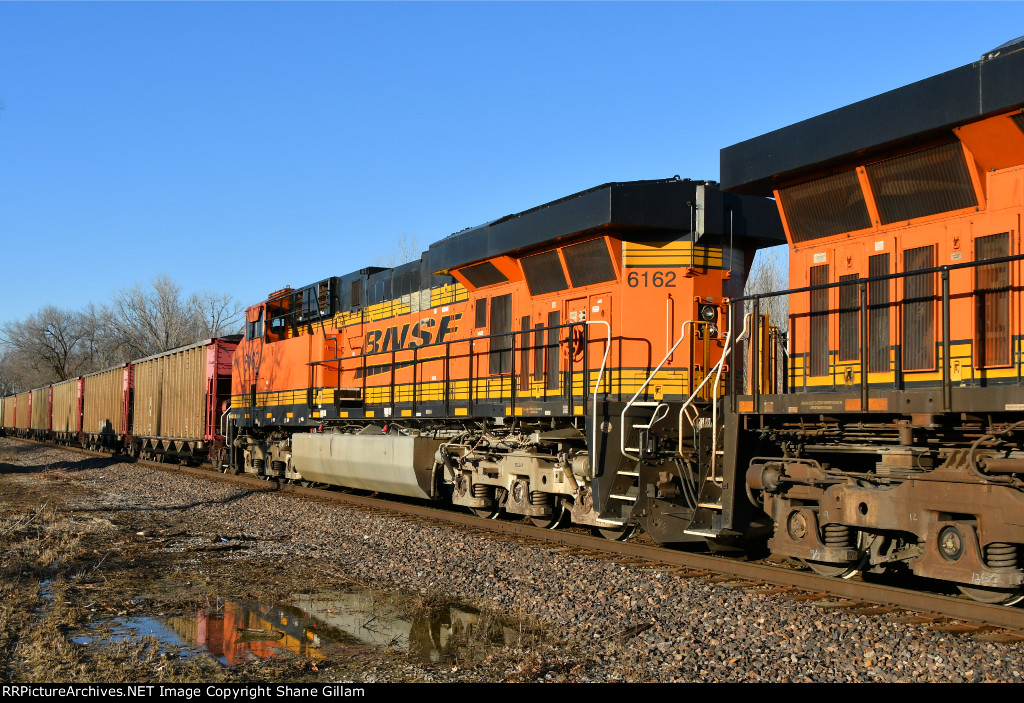 BNSF 6162 Roster shot